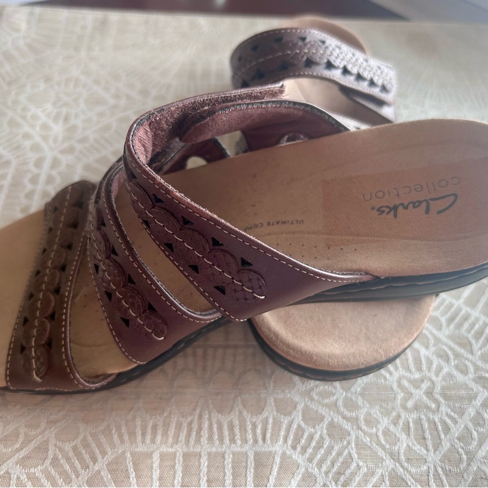 Clarks Brown Leather Sandals with Cushioned Sole